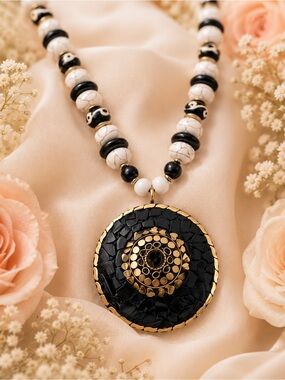 Elegant Black & White Beaded Pendant Necklace - Gold Accent